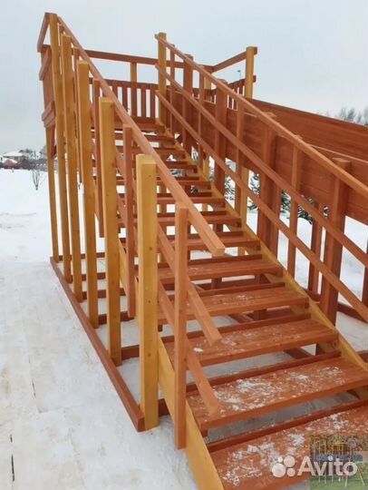 Детская площадка с заливной горкой