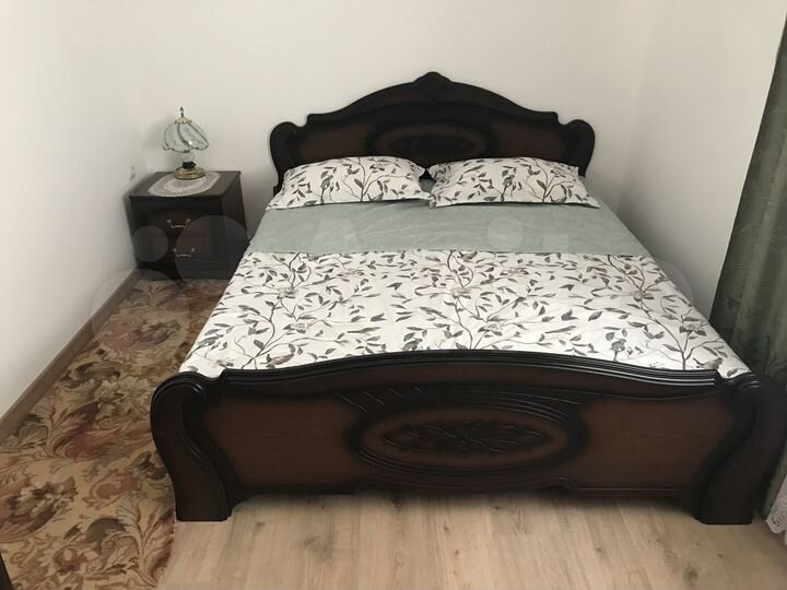 3-к. квартира, 90 м², 1/5 эт.