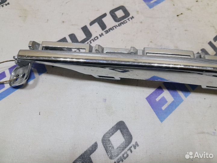 Молдинг переднего бампера правый Чери Тигго 8