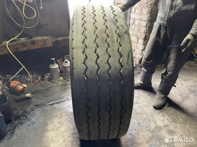 Грузовая шина бу 385 65 R22.5 Bridgestone