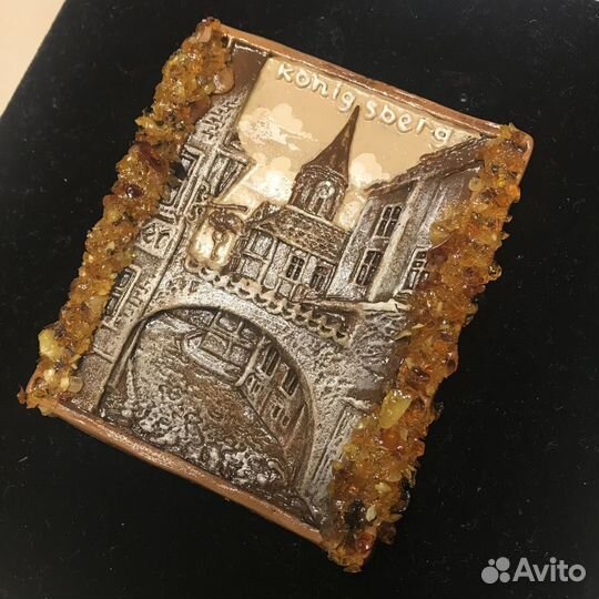 Магниты с Янтарем. Брелок Эйфелева башня