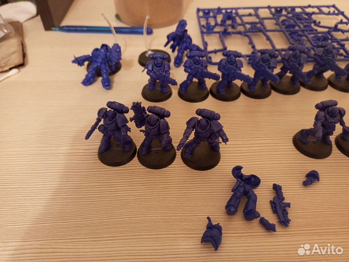 Warhammer 40000 миниатюры