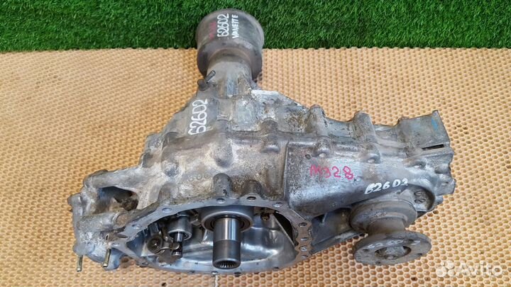 Раздатка Nissan Vanette CD20 2.0Л 1988