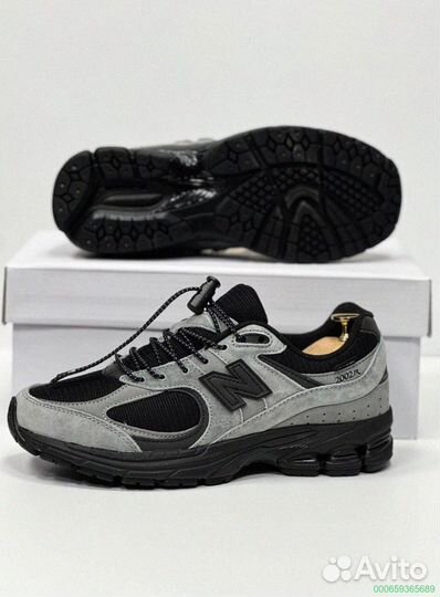 Новые кроссовки New Balance 2002R (41-45 р)