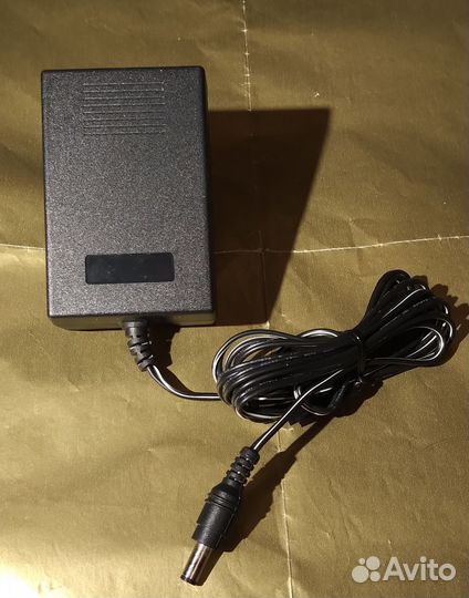 Блок питания для игрового руля Ligitech