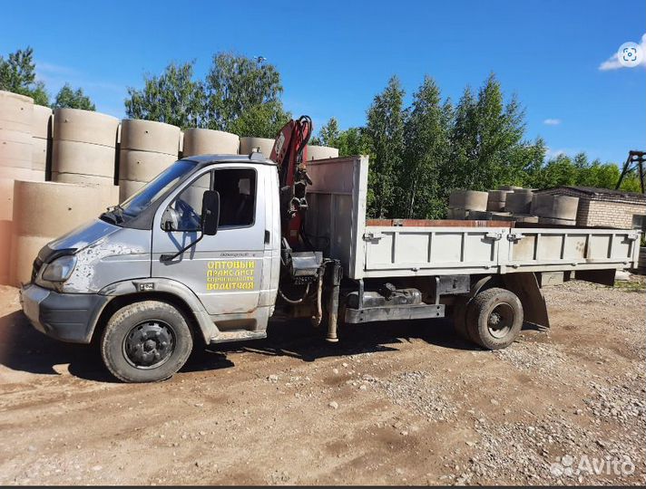 Доставка колец манипулятором