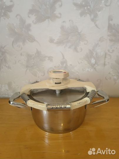 Кастрюля и крышки Цептер