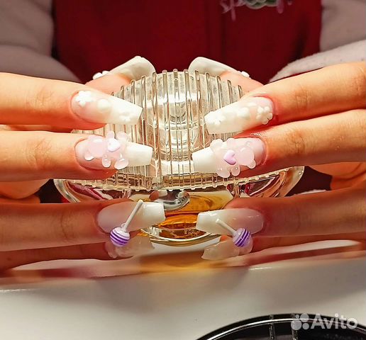 Маникюр,педикюр