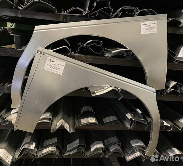 Арка правая Mitsubishi Space Gear, Mitsubishi L400