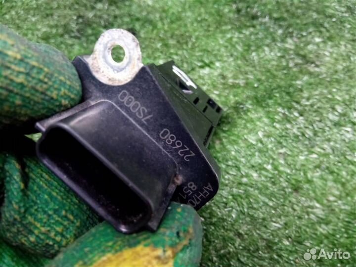 Датчик массового расхода воздуха (дмрв) Nissan Qa