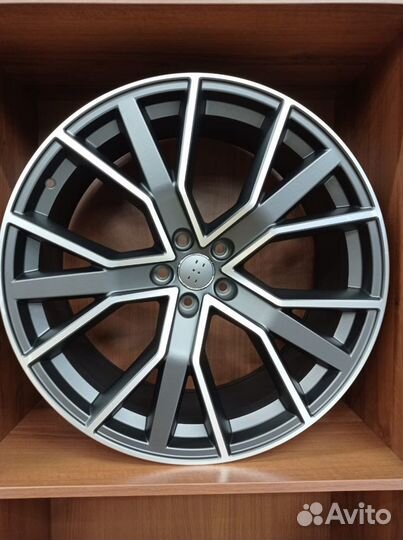 Диски R22 5x112 для audi