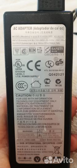 Блок питания для ноутбука