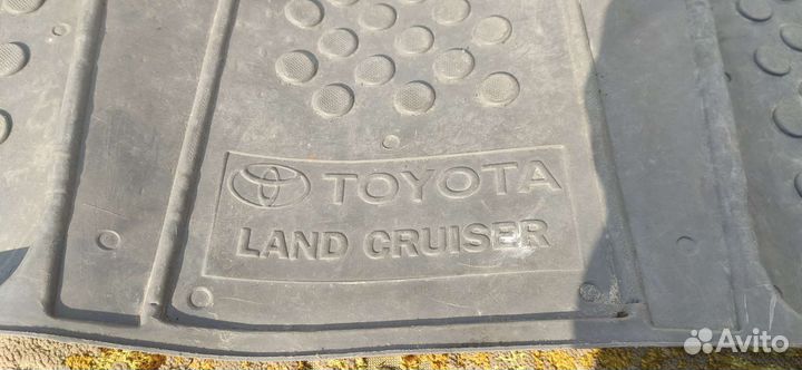 Пассажирский коврик Land Cruiser