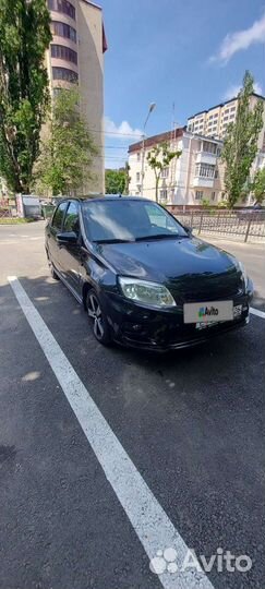 LADA Granta 1.6 МТ, 2014, 147 150 км