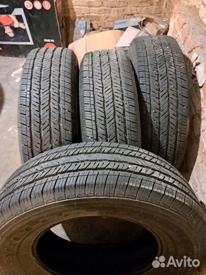 Bridgestone Dueler H/T 685 245/75 R17