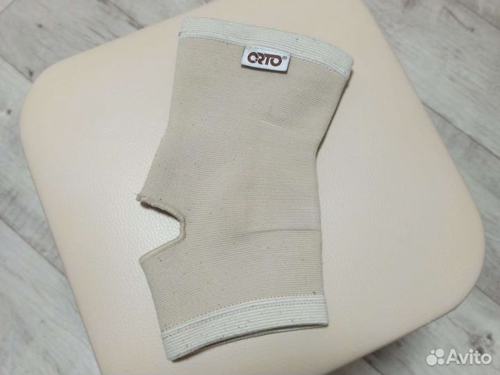 Бандаж на голеностопный сустав Orto BAN 300