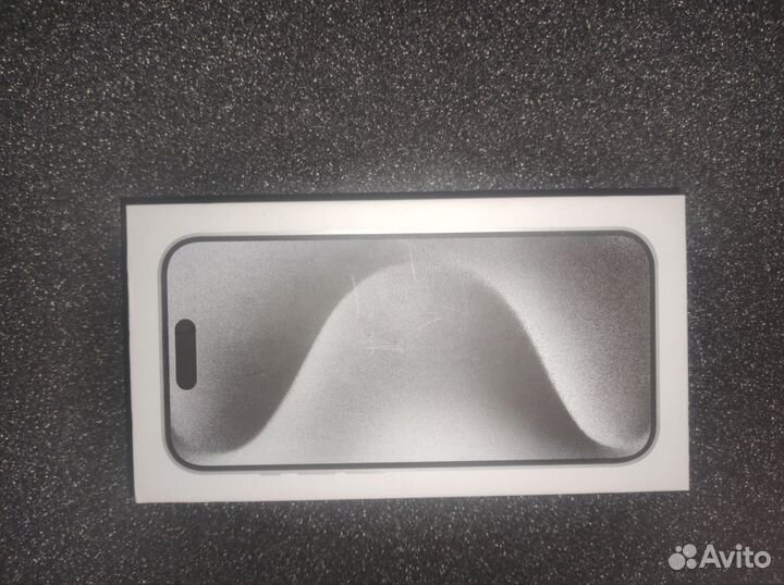 Коробка от iPhone 15 pro