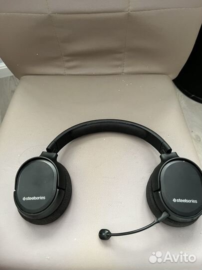 Наушники Steelseries Arctis 1 wireless