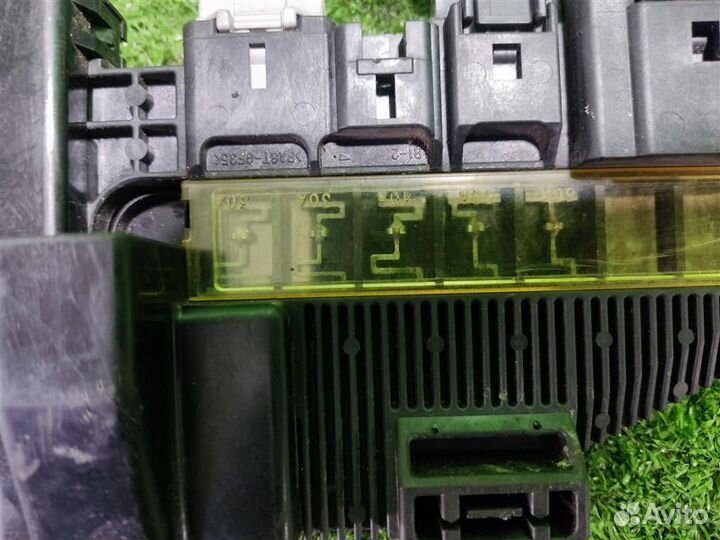 Блок предохранителей Suzuki Grand Vitara 2011