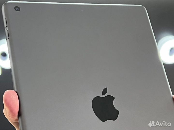 iPad (7th generation) 32GB, Wi-Fi, Space Gray