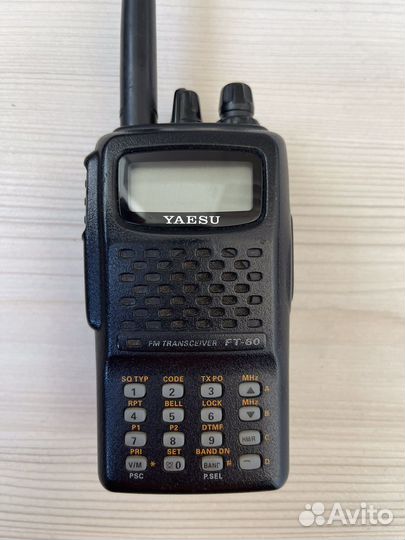 Радиостанция Yaesu FT-60R