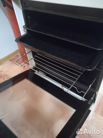 Продам газовую плиту