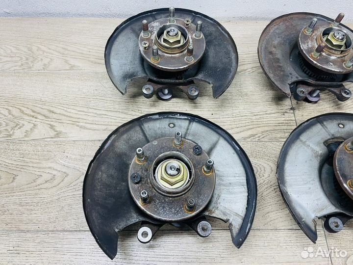 Ступица задняя правая Mazda 6 gg