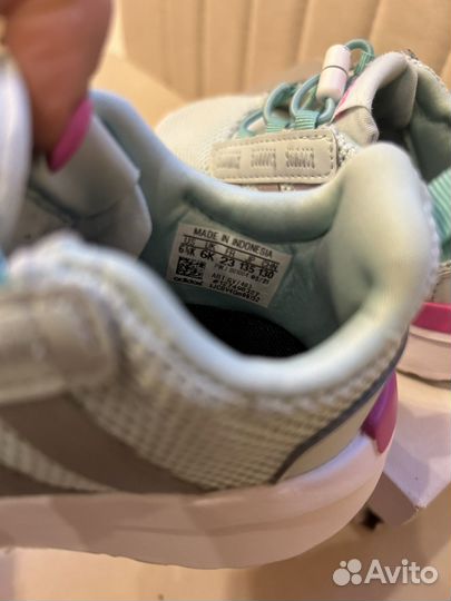 Кроссовки adidas для девочки 23 размер