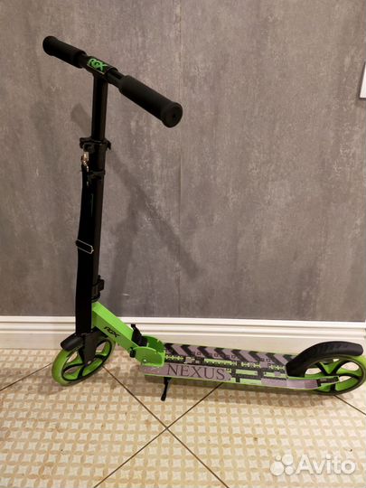 Самокат Nexus RGX
