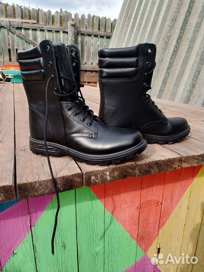 Продать обувь