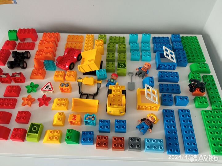 Lego duplo в коробке несколько наборов бу