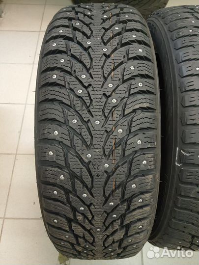 Nokian Tyres Hakkapeliitta 9 SUV 235/55 R20 102T