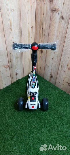 Самокат детский трехколесный