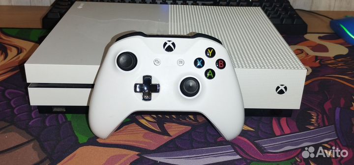 Xbox One s 1tb с играми