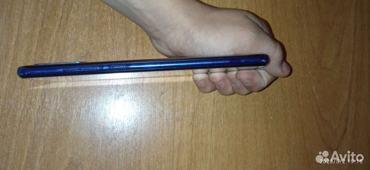 Телефон honor 10i