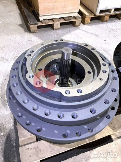 Бортовой редуктор Hyundai R380LC-9SH