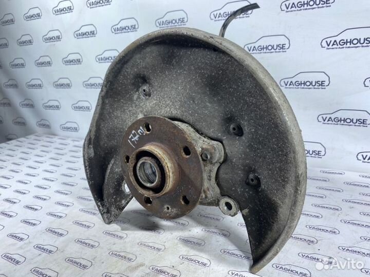 Кулак поворотный задний правый Audi A7 4G 3.0 CGW