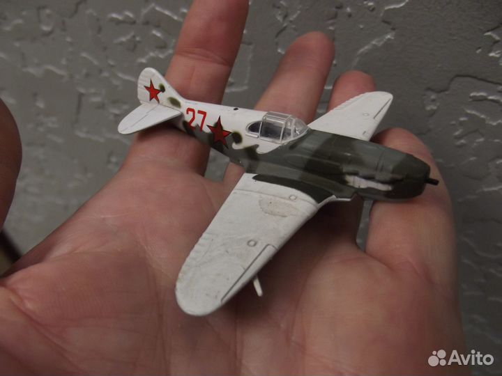 Модели самолетов из металла 4 штуки одним пакетом