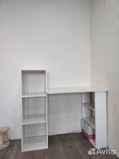 Письменный стол