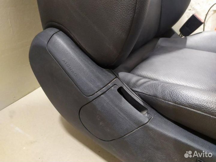 Сиденье переднее правое Mercedes-Benz GLK-Class