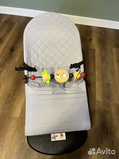 Шезлонг для новорожденных