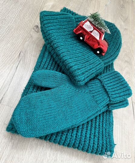 Коплект шапка, шарф, варежки