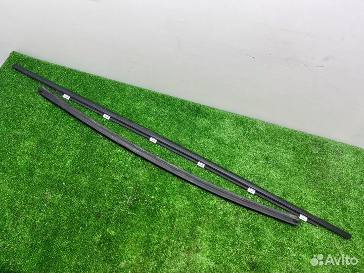 Бархотка уплотнитель двери передняя левая Hyundai