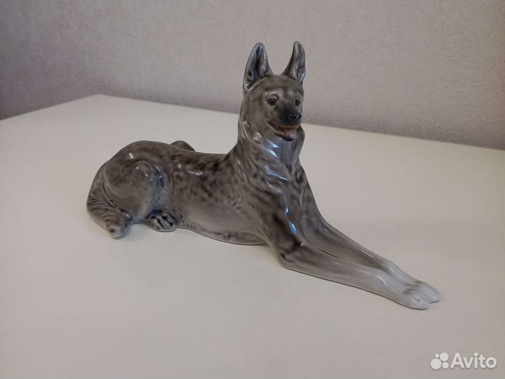 Фарфоровая статуэтка Овчарка лфз