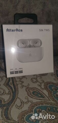 Беспроводные наушники новые