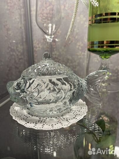 Хрустальный соусник и рыбка-икорница