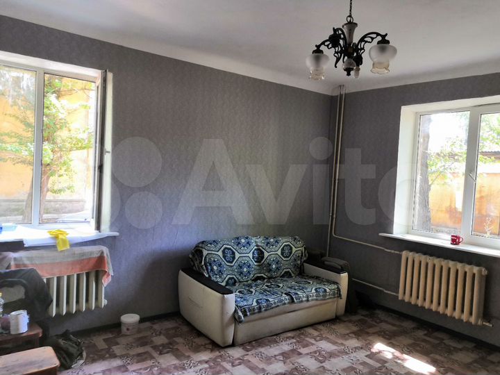 Комната 23 м² в 3-к., 1/2 эт.