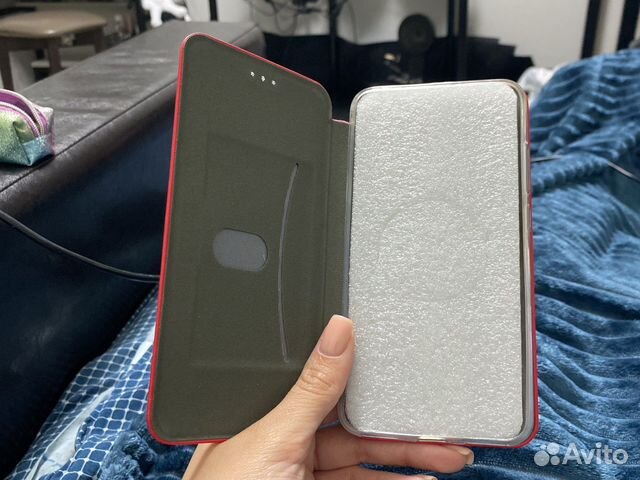 Чехол на телефон