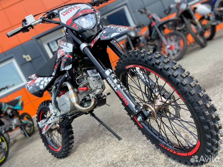 Питбайк Regulmoto Seven Medalist в наличии
