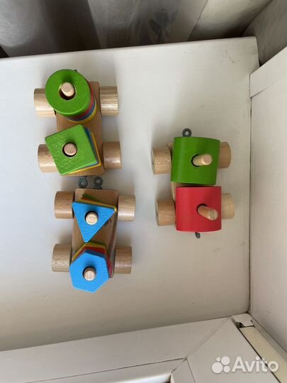 Сортер геометрический паровозики